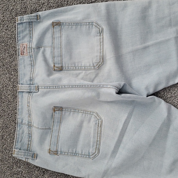 Levis womens cropped jeans - Picture 13 of 14